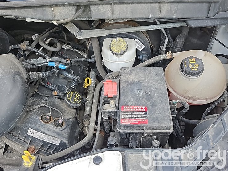 2015-ford-transit-image-26