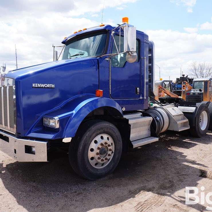 2013 KENWORTH T800