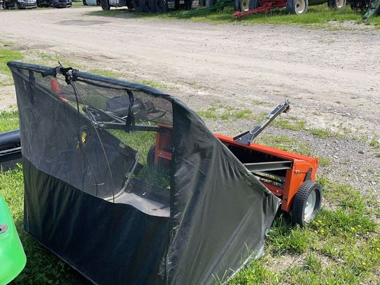 agri-fab-44"-lawn-sweep-(new)-image-3