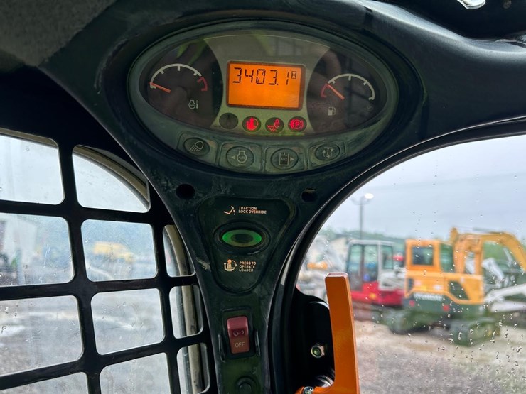 2017-bobcat-s550-image-22