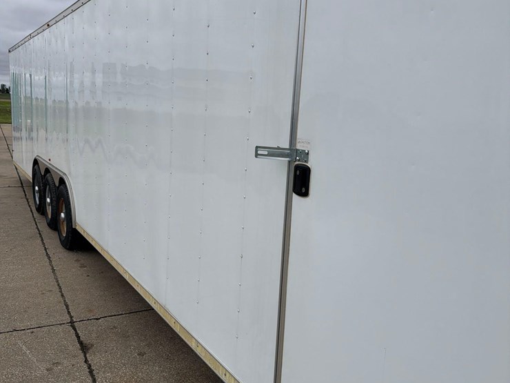 2017-empire-99”-x-36ft-enclosed-bumper-hitch-trailer--very-nice-trailer-image-12