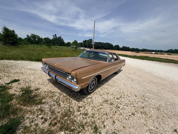 #24070-•-1969-plymouth-fury-image-2