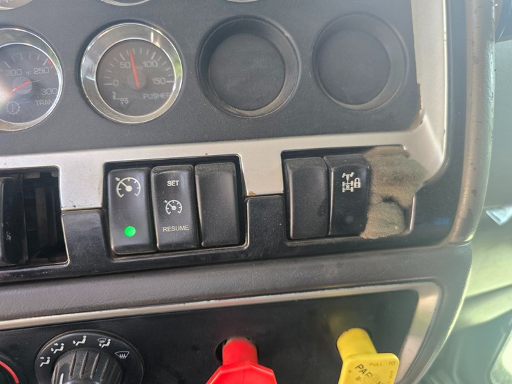 1997-kenworth-t800-image-117