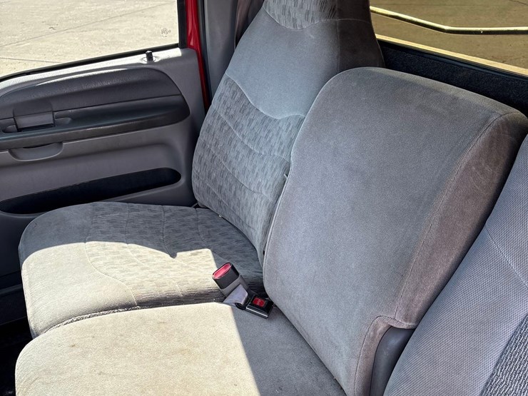 2000-ford-f350-image-34