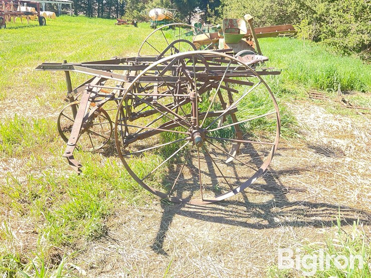 john-deere-2-image-8