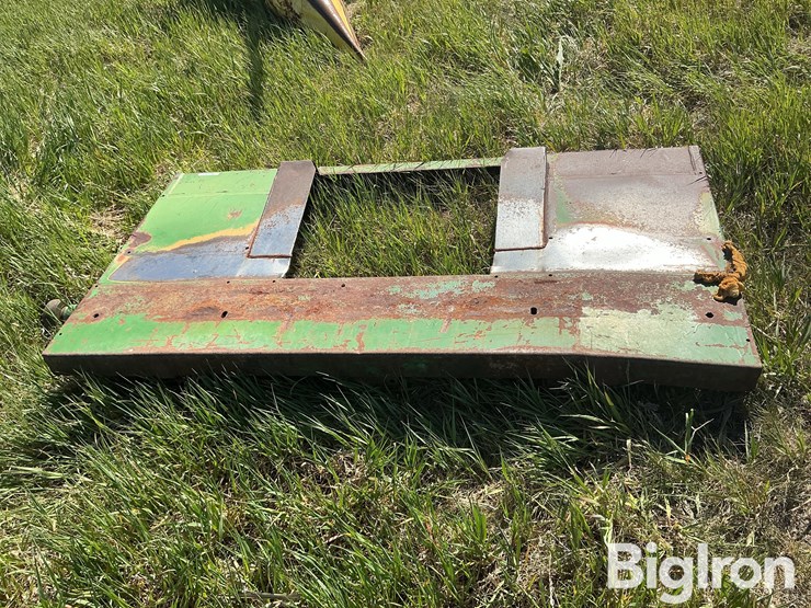 john-deere-5830-image-2