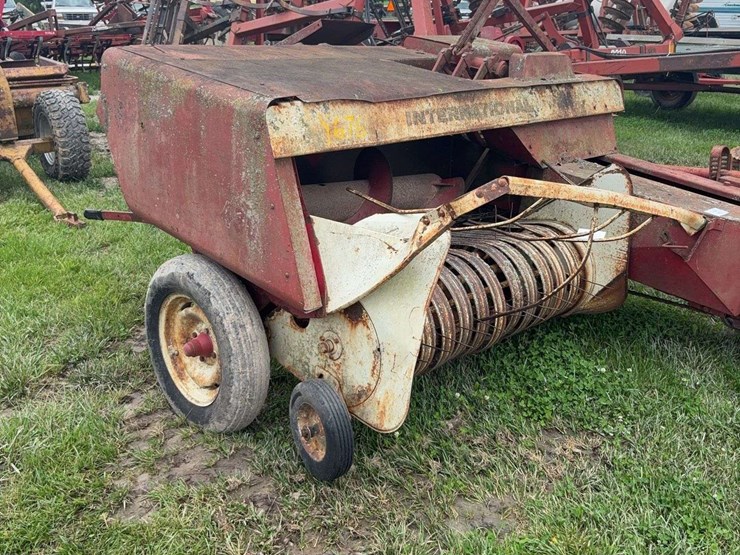 case-ih-430-image-2