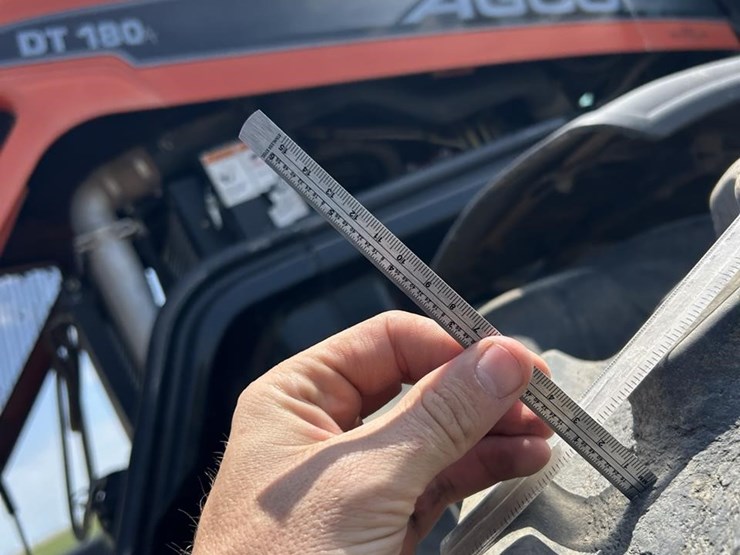 2005-agco-dt180a-image-17
