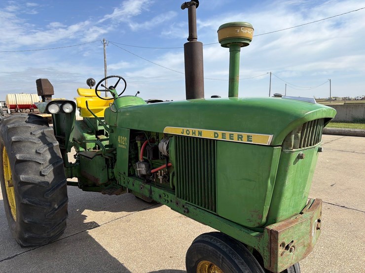 john-deere-4020-image-17
