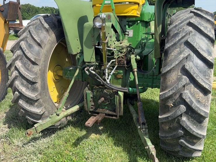 1962-john-deere-4010-image-4