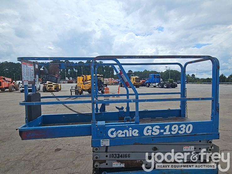 2015-genie-gs1930-image-19