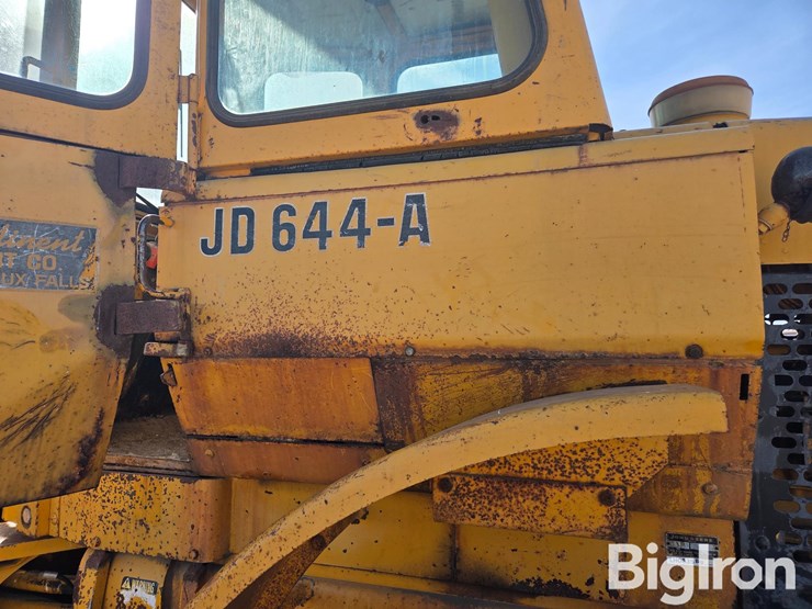 john-deere-644-image-10