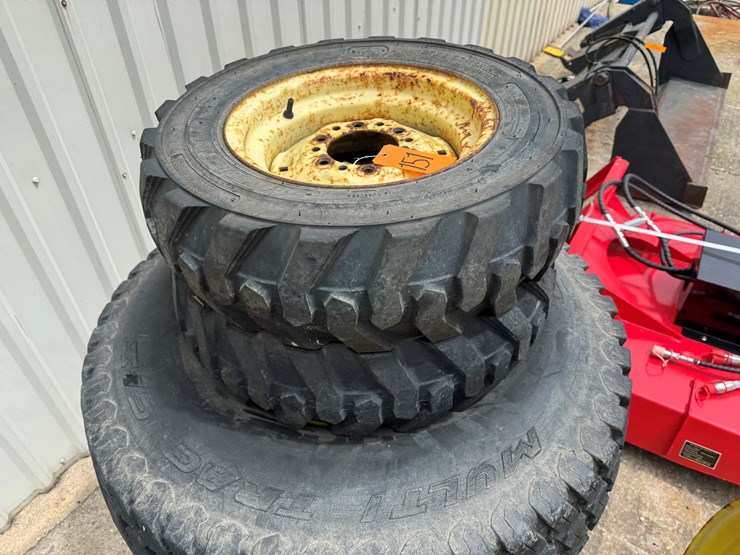 set-of-front-tires-and-rear-jd-turf-tires-27x8.5-15-front-tires-and-44x18.00-20-image-2
