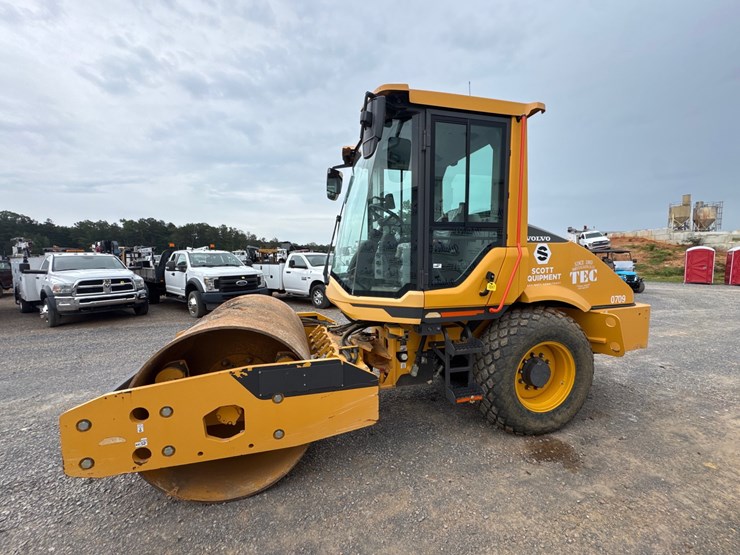 2021-volvo-sd75b-image-6