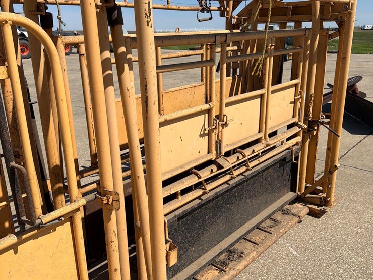 formost-6ft-long-working-chute-w/-palp-cage-image-18