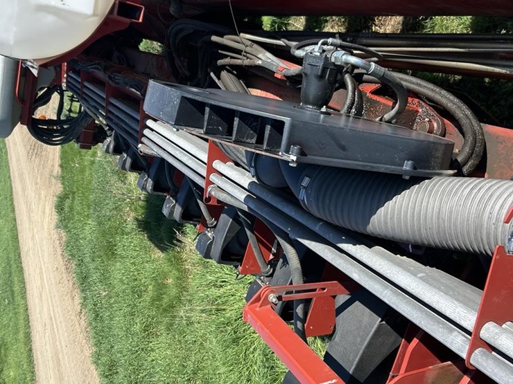 2015-case-ih-1265-image-57