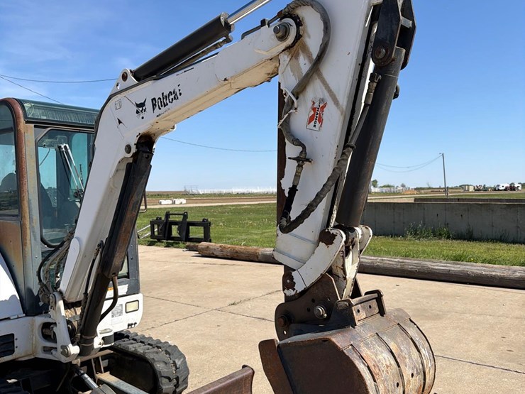 2001-bobcat-331e-image-15