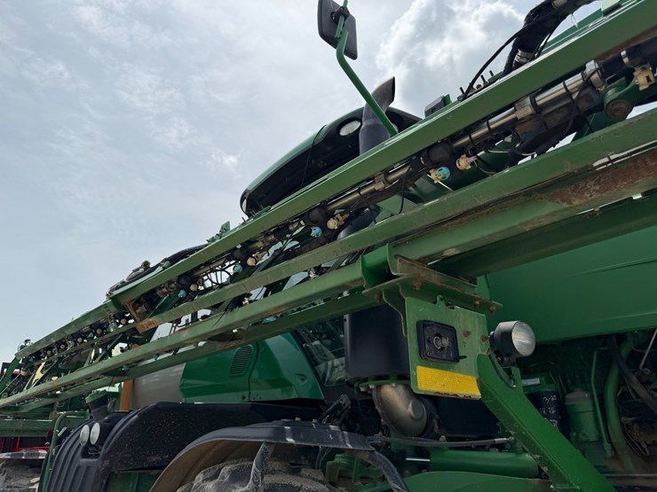 2016-john-deere-r4038-image-51