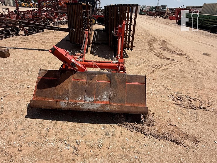 kubota-la1154-image-2