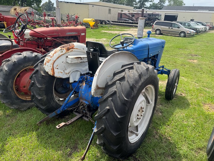 ford-3600-image-3