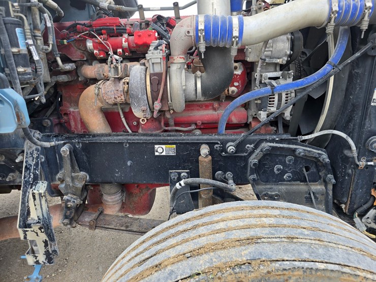 2013-peterbilt-388-image-49