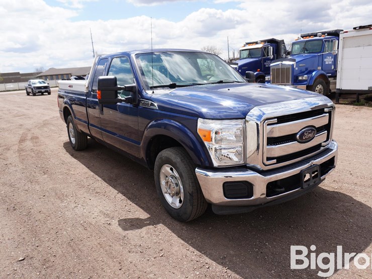 2012-ford-f250-xlt-image-3