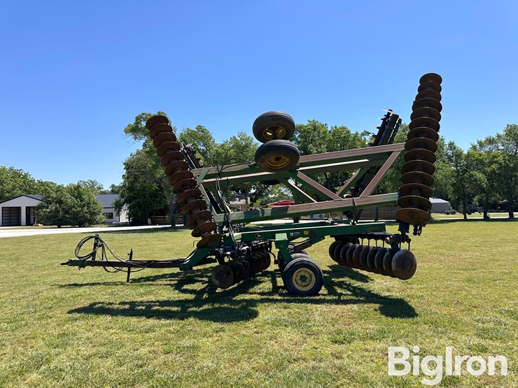 john-deere-650-image-8