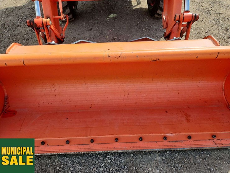 2015-kubota-l4760-image-53