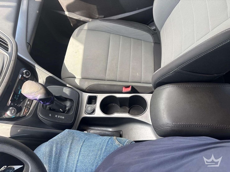 2016-ford-escape-image-17