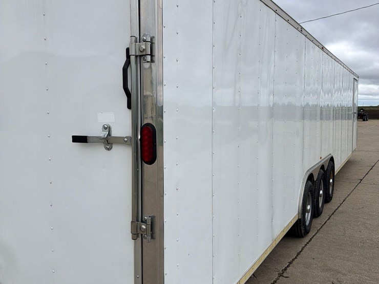 2017-empire-99”-x-36ft-enclosed-bumper-hitch-trailer--very-nice-trailer-image-8
