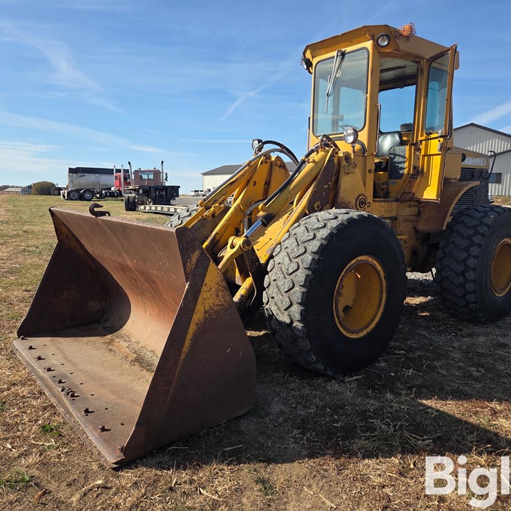 JOHN DEERE 644