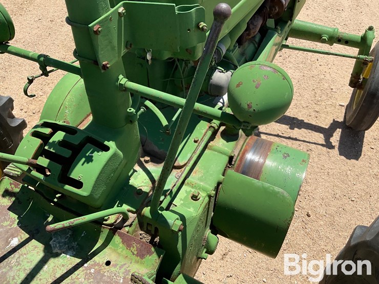 1951-john-deere-model-a-image-18
