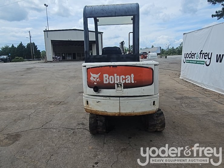 bobcat-325-image-4