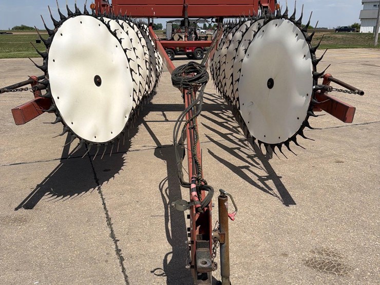 massey-ferguson-5130-image-2