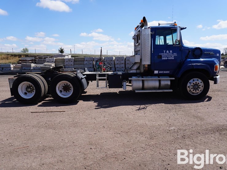 1994-ford-lta9000-image-4