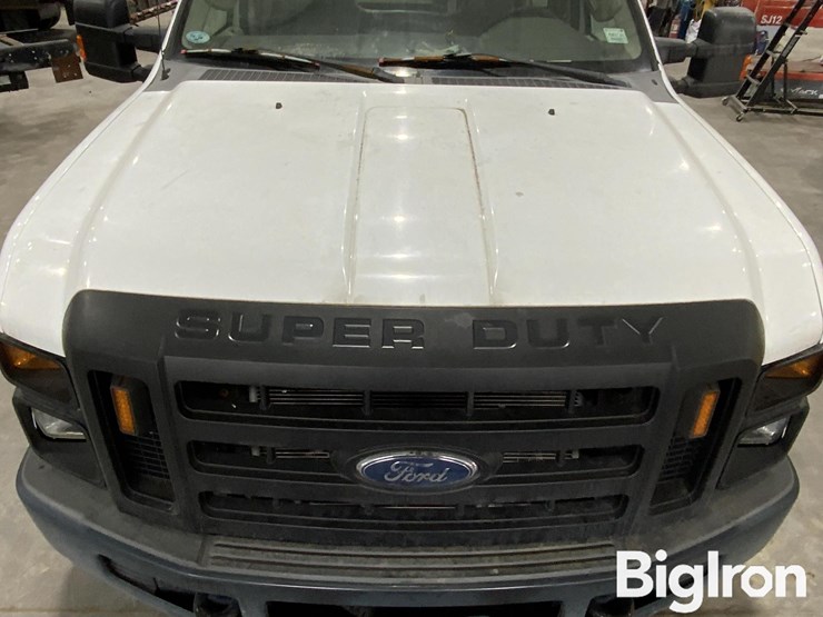 2008-ford-f250-xl-image-10