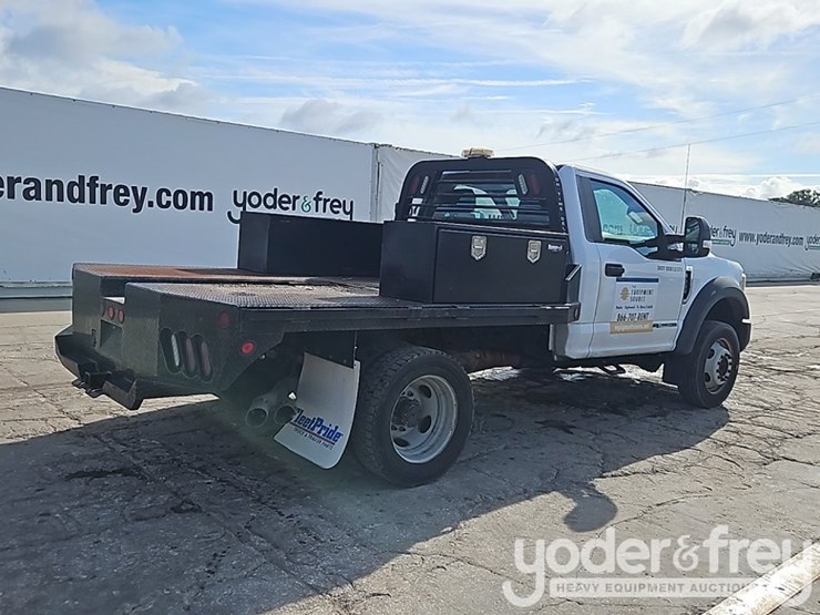 ford-f350-xl-image-5