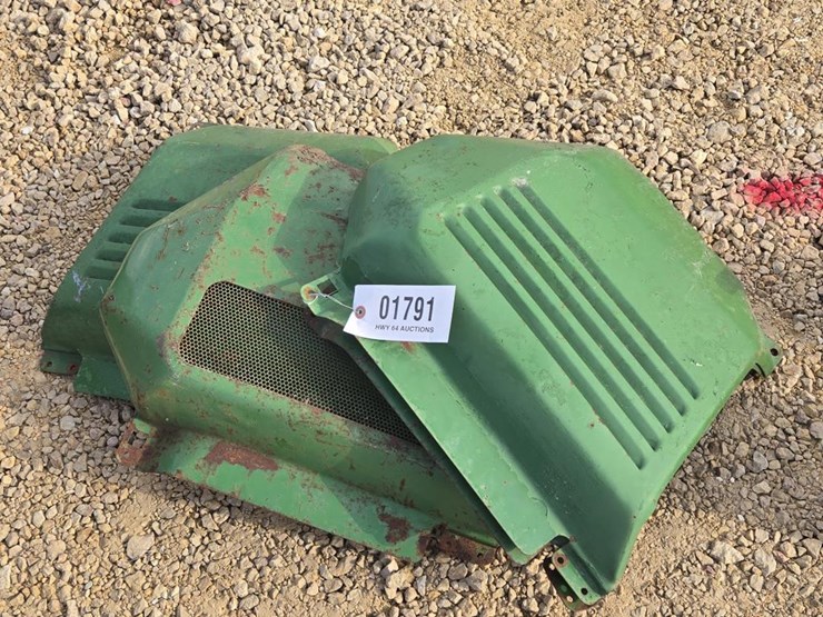 john-deere-212-image-1