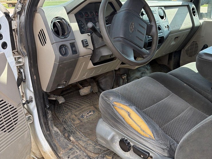 2008-ford-f250-image-41
