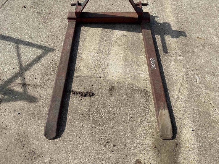 3pt-bale-fork-image-8