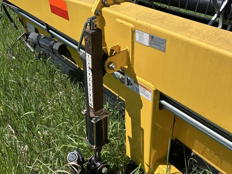 2007-new-holland-88c-image-21