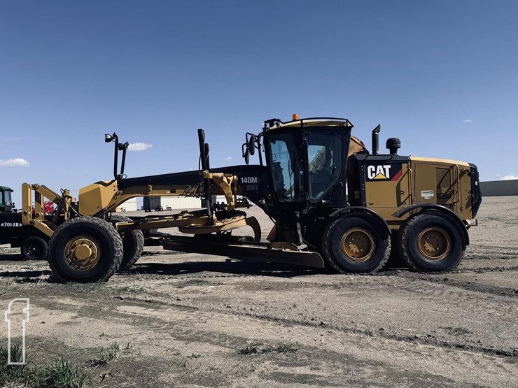 2011-caterpillar-140m-image-4
