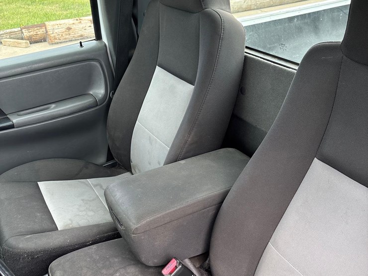2005-ford-ranger-image-33