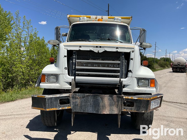 2003-sterling-lt9500-image-2