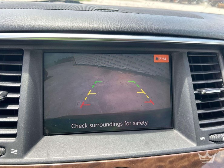 2019-nissan-armada-image-16