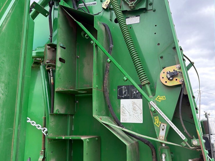 john-deere-469-image-33