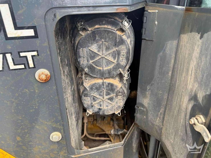 2021-deere-850l-wlt-image-22