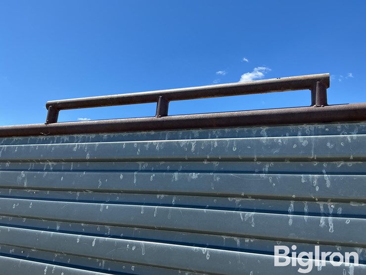 portable-free-standing-wind-break-panel-image-11