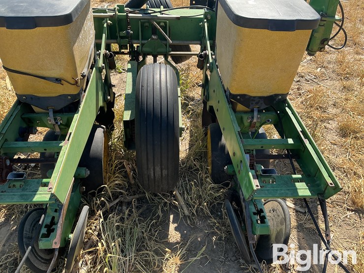john-deere-7300-image-17