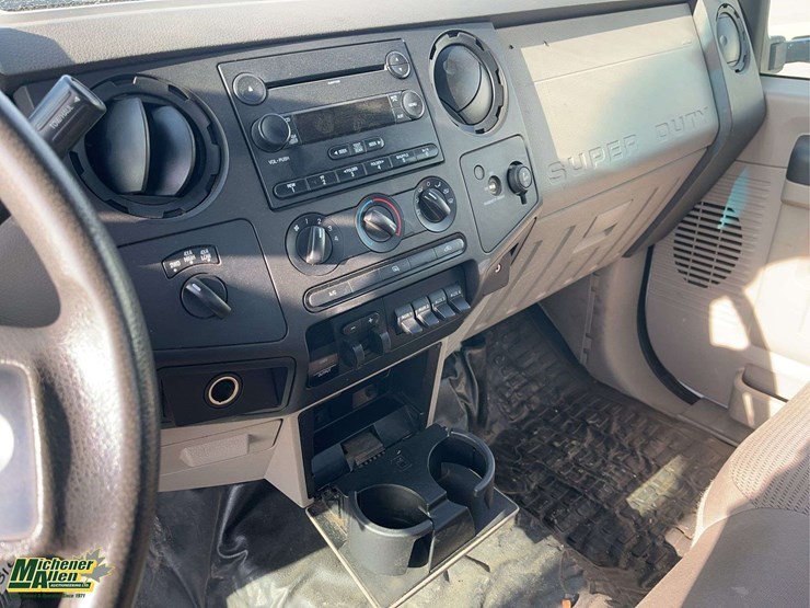 2008-ford-f550-image-17